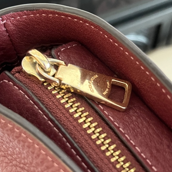 Vintage Leather Coach Handbag - Picture 8 of 16